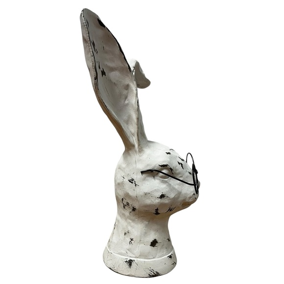 Vintage Distressed Rabbit Head Bust w/ Glasses White Resin Farmhouse Decor - Picture 4 of 6